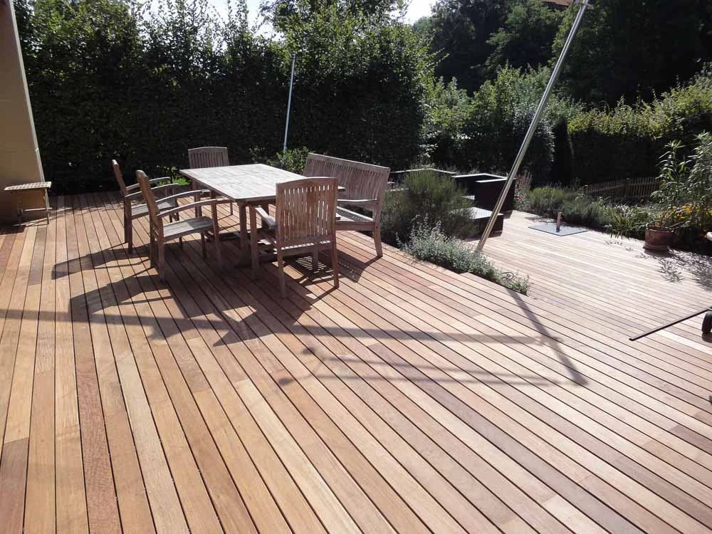 Terrassendeck Iroko