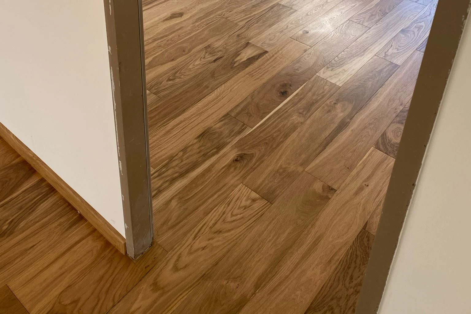 Landhausdiele Eiche Hickory vital
