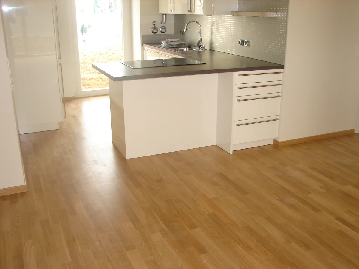 Eiche Fertigparkett elegant lackiert