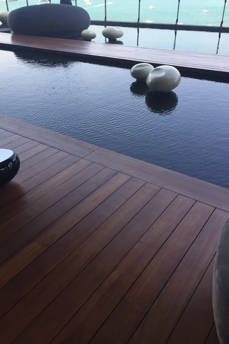 Naturpools Schwimmteiche Und Holz Coole Oekotrends Fuer Den Garten 03