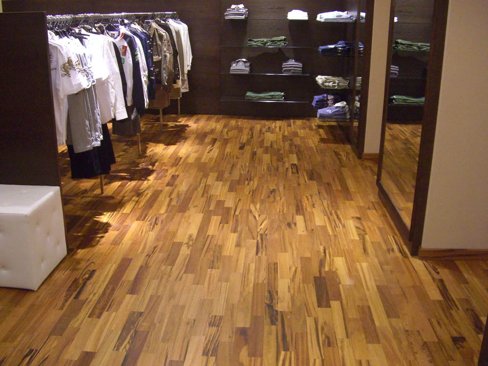 Chic Mit Teak 03